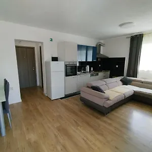 https://apartment-tina-trogir-21220.splithotels.org